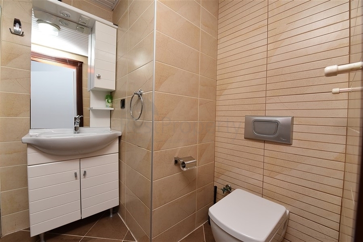 3+1 apartment near the sea in the center of Alanya