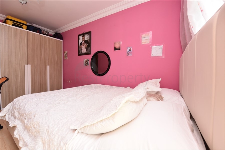 3+1 apartment near the sea in the center of Alanya