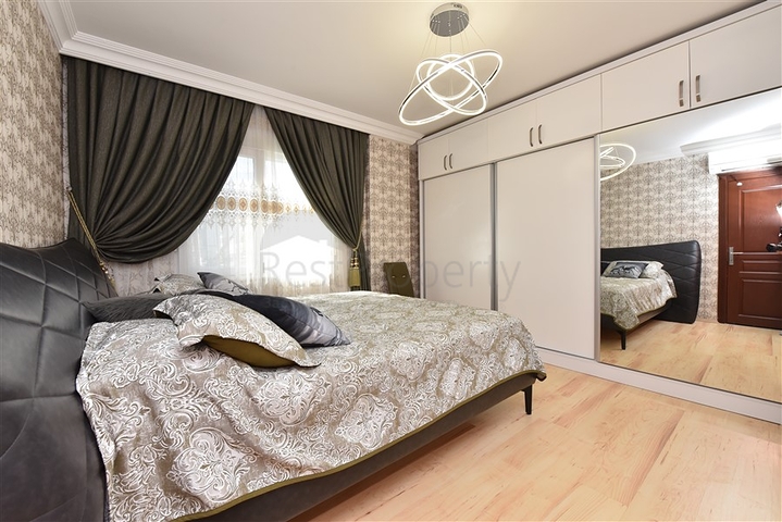 3+1 apartment near the sea in the center of Alanya