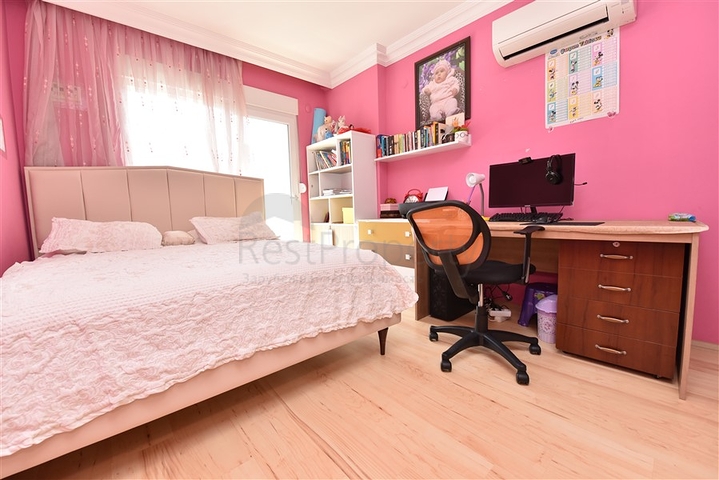 3+1 apartment near the sea in the center of Alanya