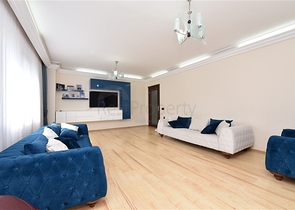 3+1 apartment near the sea in the center of Alanya