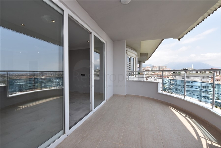 6+2 penthouse in Cikcilli area