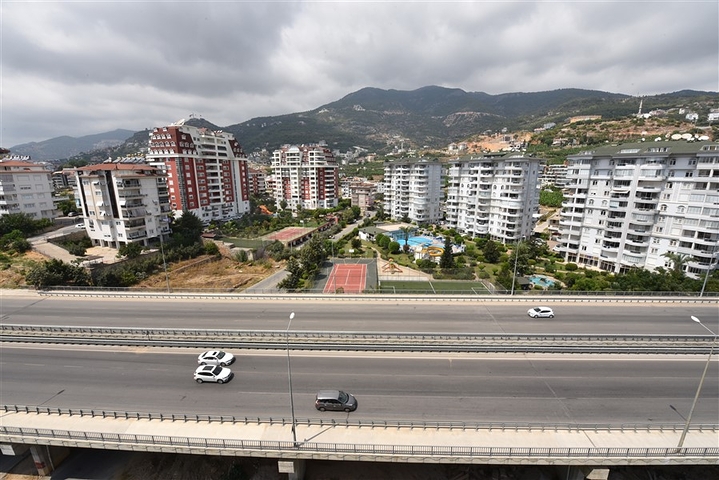 6+2 penthouse in Cikcilli area