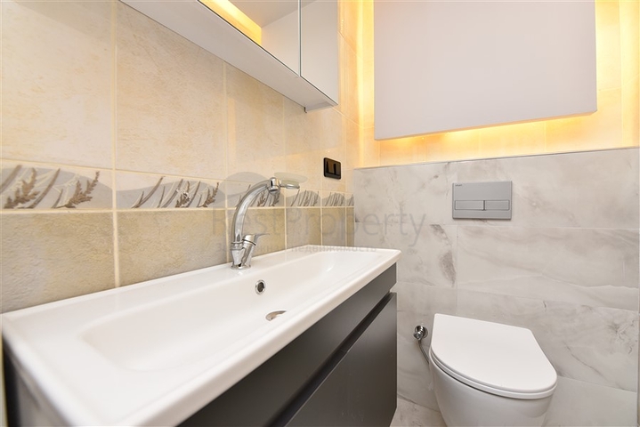 6+2 penthouse in Cikcilli area