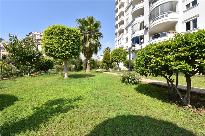 6+2 penthouse in Cikcilli area