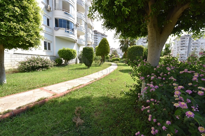 6+2 penthouse in Cikcilli area