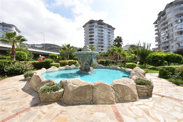 6+2 penthouse in Cikcilli area