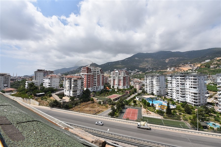 6+2 penthouse in Cikcilli area