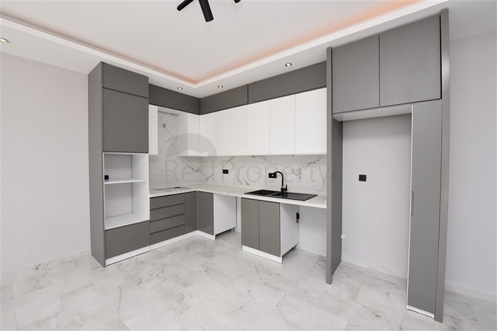 6+2 penthouse in Cikcilli area