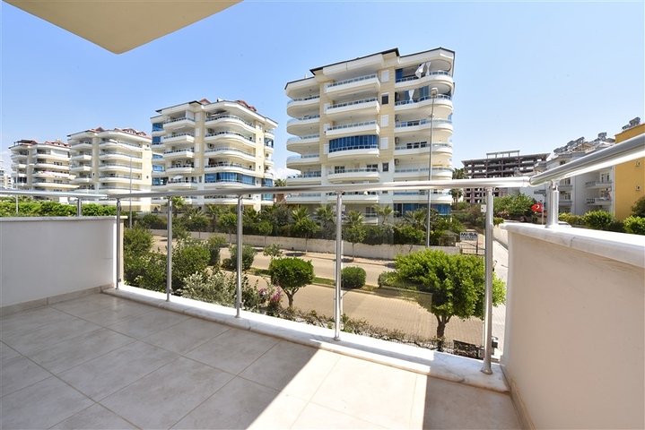 2+1 apartments in Avsallar district