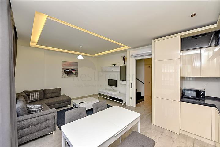 2+1 penthouse for rent in the center of Alanya 2+1 penthouse for rent in the center of Alanya