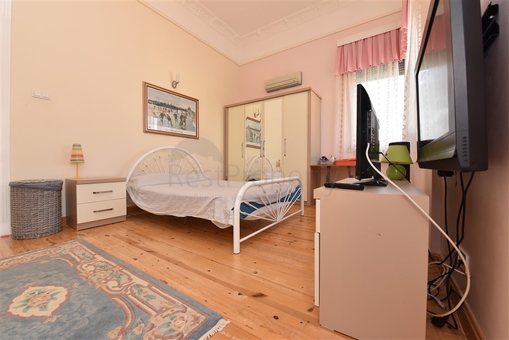 6+1 villa with separate kitchen in Kestel area 6+1 villa with separate kitchen in Kestel area