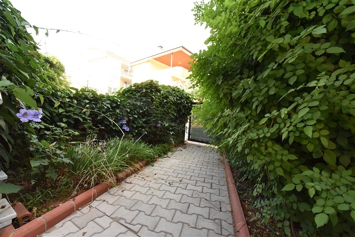 6+1 villa with separate kitchen in Kestel area 6+1 villa with separate kitchen in Kestel area