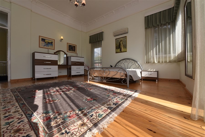 6+1 villa with separate kitchen in Kestel area 6+1 villa with separate kitchen in Kestel area