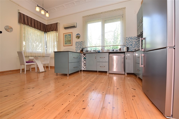 6+1 villa with separate kitchen in Kestel area 6+1 villa with separate kitchen in Kestel area