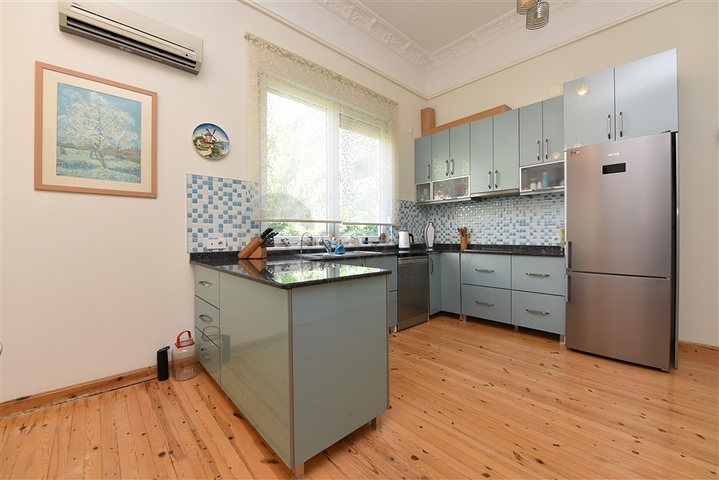 6+1 villa with separate kitchen in Kestel area 6+1 villa with separate kitchen in Kestel area