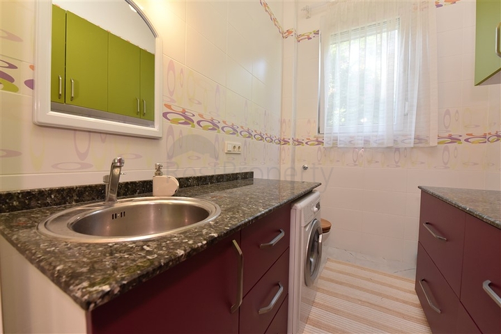 6+1 villa with separate kitchen in Kestel area 6+1 villa with separate kitchen in Kestel area