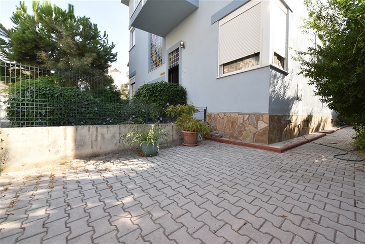 6+1 villa with separate kitchen in Kestel area 6+1 villa with separate kitchen in Kestel area