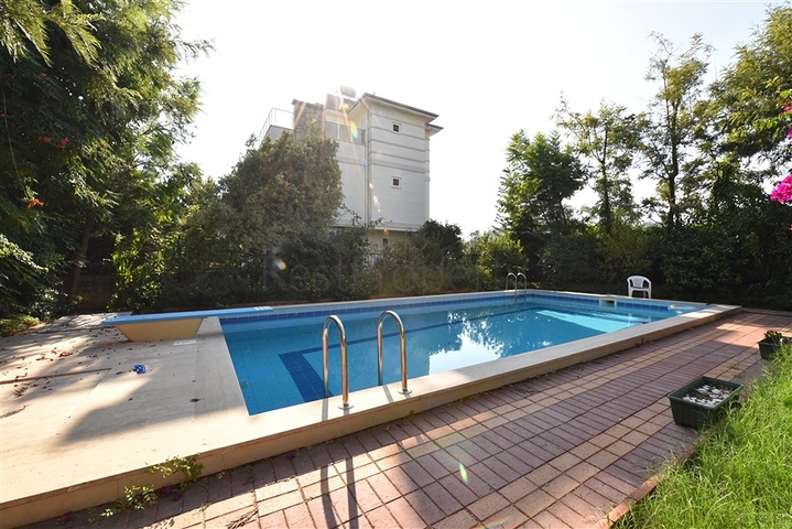 6+1 villa with separate kitchen in Kestel area 6+1 villa with separate kitchen in Kestel area
