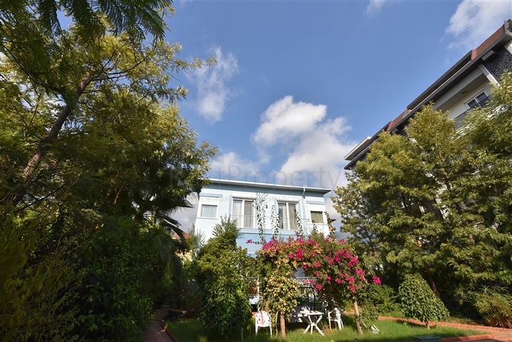 6+1 villa with separate kitchen in Kestel area 6+1 villa with separate kitchen in Kestel area