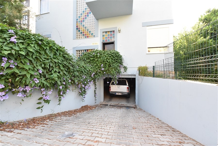 6+1 villa with separate kitchen in Kestel area 6+1 villa with separate kitchen in Kestel area