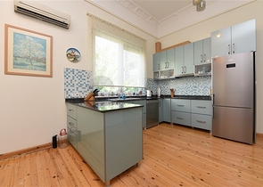 6+1 villa with separate kitchen in Kestel area 6+1 villa with separate kitchen in Kestel area