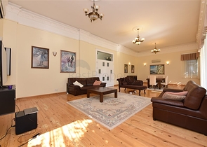 6+1 villa with separate kitchen in Kestel area 6+1 villa with separate kitchen in Kestel area