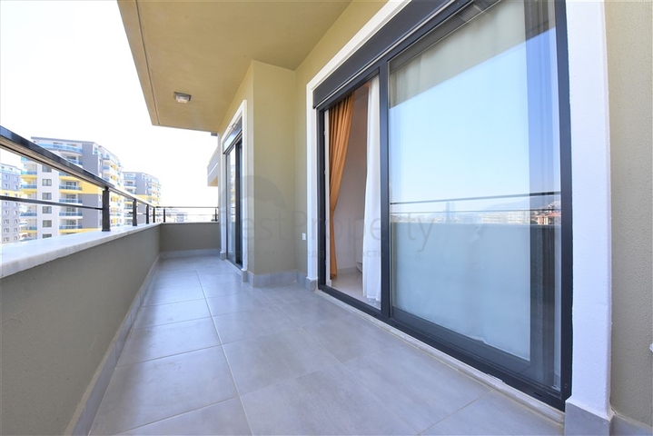 Luxury apartment for long-term rent