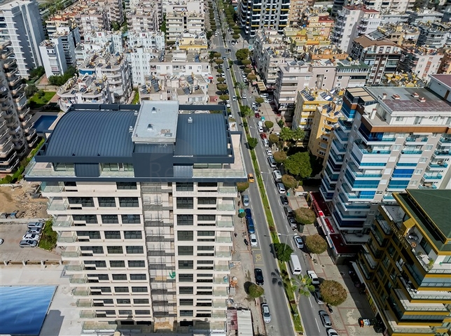 Luxury 1+1 Apartment on First Sea Line in Mahmutlar, Alanya – 50 m to Beach