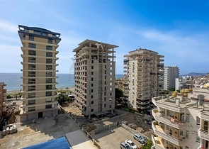 Luxury 1+1 Apartment on First Sea Line in Mahmutlar, Alanya – 50 m to Beach