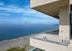 Luxury 1+1 Apartment on First Sea Line in Mahmutlar, Alanya – 50 m to Beach