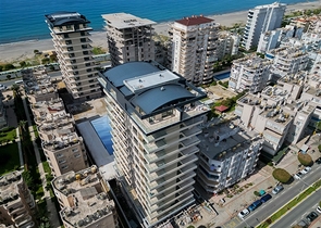 Luxury 1+1 Apartment on First Sea Line in Mahmutlar, Alanya – 50 m to Beach