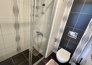 Furnished 2+1 Apartment in Tosmur, Alanya – 50 m to Sea, Resort Complex