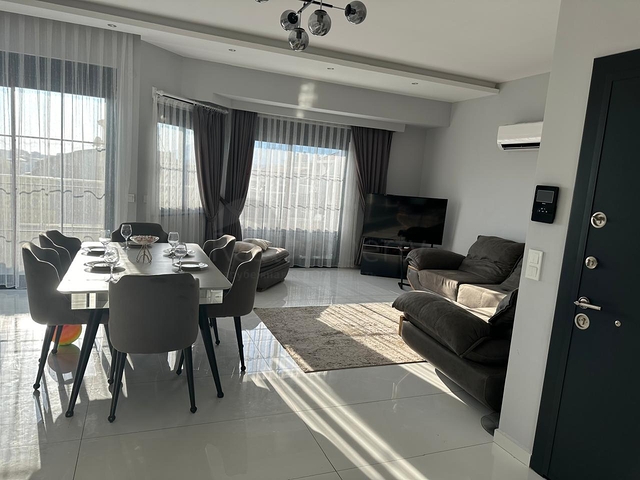 Furnished 3+1 Penthouse in Oba, Alanya – Terrace, Pool & Resort Facilities
