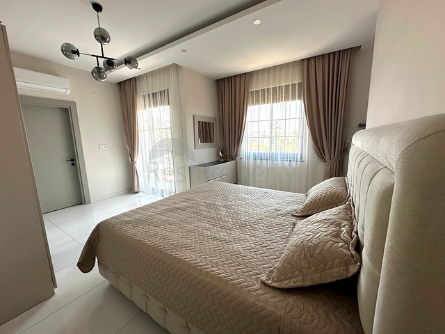 Furnished 3+1 Penthouse in Oba, Alanya – Terrace, Pool & Resort Facilities