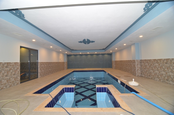 Furnished 3+1 Penthouse in Oba, Alanya – Terrace, Pool & Resort Facilities