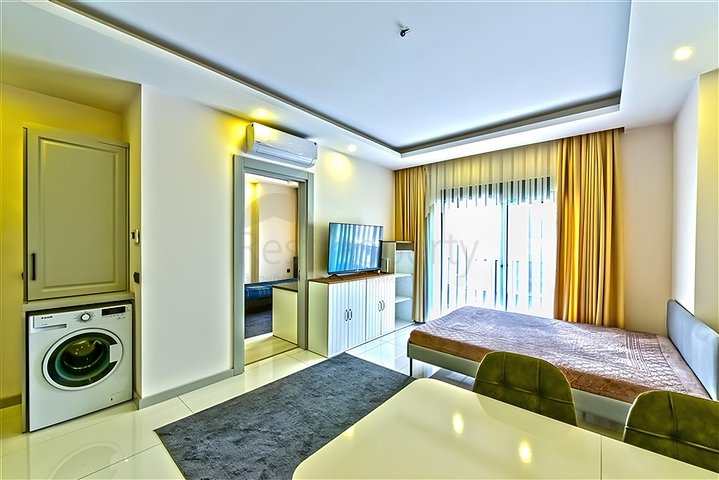 Furnished 1+1 Apartment in Oba, Alanya – Designer Interior & Resort-Style Complex