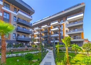 Furnished 1+1 Apartment in Oba, Alanya – Designer Interior & Resort-Style Complex