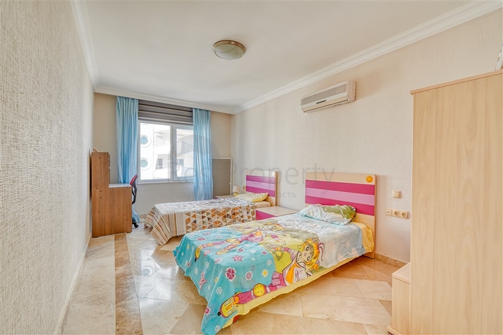 well Managed complex -2 bedroom apt -in Mahmutlar/ Alanya 