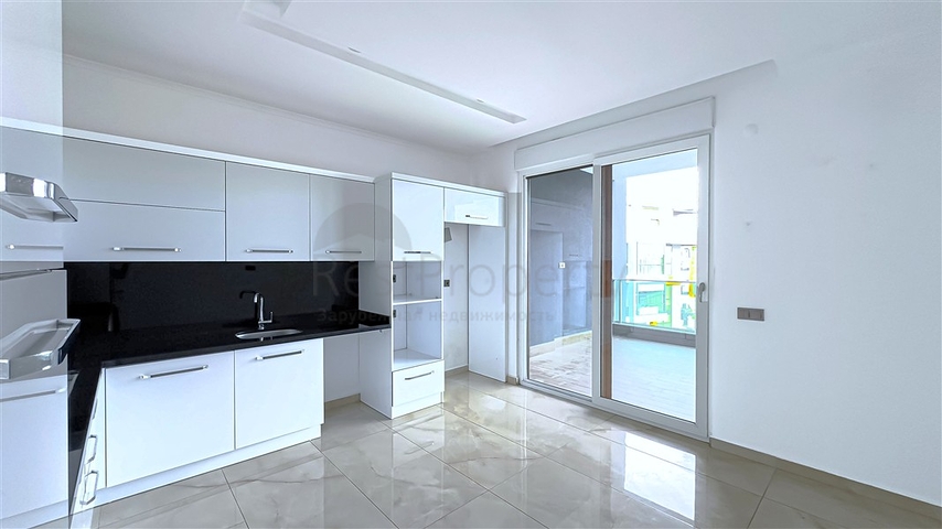 Spacious 3+1 Apartment in Oba – Modern Complex Near METRO