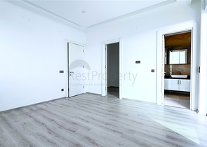 Spacious 3+1 Apartment in Oba – Modern Complex Near METRO