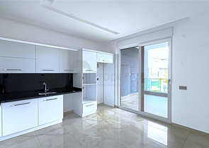 Spacious 3+1 Apartment in Oba – Modern Complex Near METRO