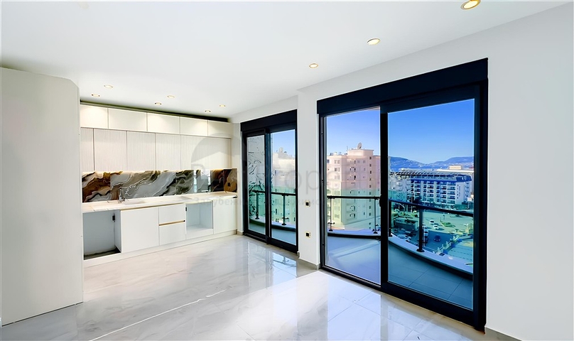 Spacious 2+1 Apartment in Tosmur – 200 m to the Sea, Full Facilities