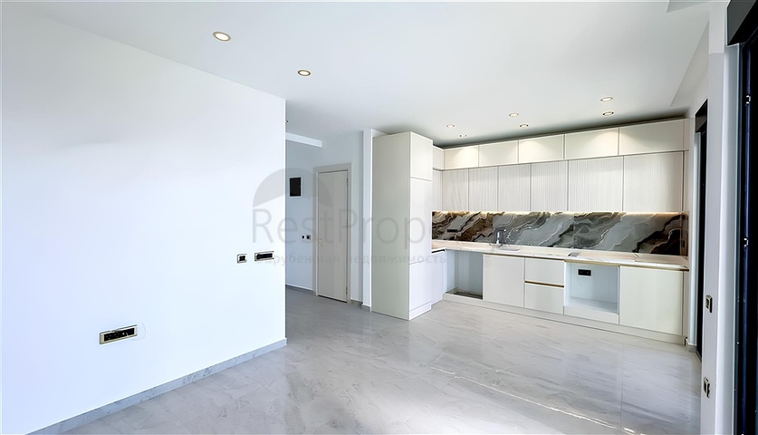 Spacious 2+1 Apartment in Tosmur – 200 m to the Sea, Full Facilities