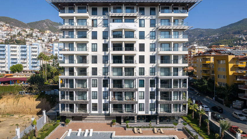 Luxury 3+1 Apartment in Cleopatra Area, Sea & Castle View – Citizenship Eligible