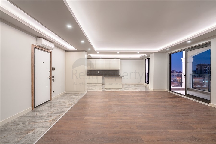 Luxury 3+1 Apartment in Cleopatra Area, Sea & Castle View – Citizenship Eligible