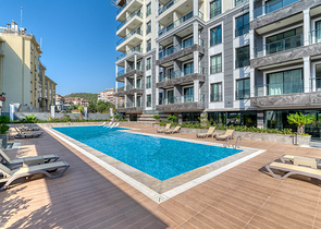 Luxury 3+1 Apartment in Cleopatra Area, Sea & Castle View – Citizenship Eligible