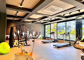 Luxury 3+1 Apartment in Cleopatra Area, Sea & Castle View – Citizenship Eligible