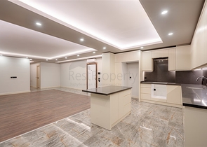 Luxury 3+1 Apartment in Cleopatra Area, Sea & Castle View – Citizenship Eligible