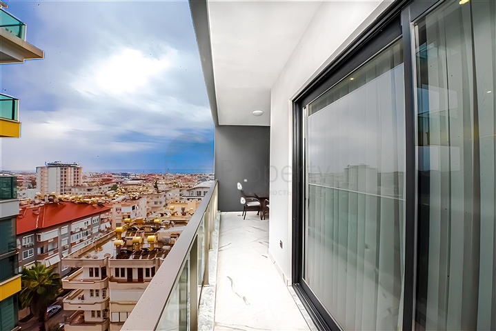 1+1 apartment in the heart of Alanya 